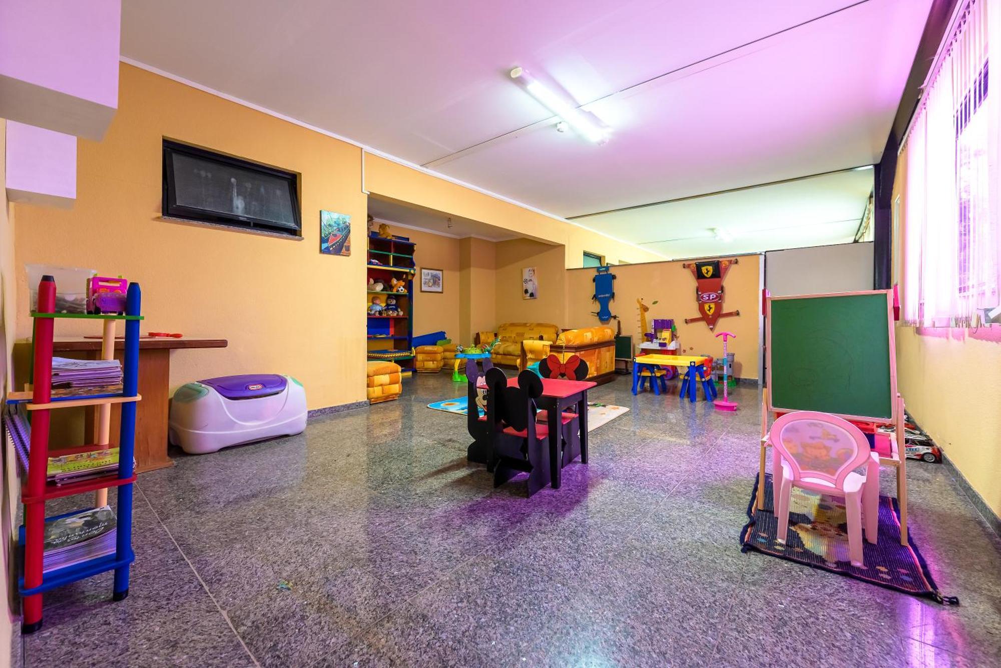 Rovi Plaza 3*