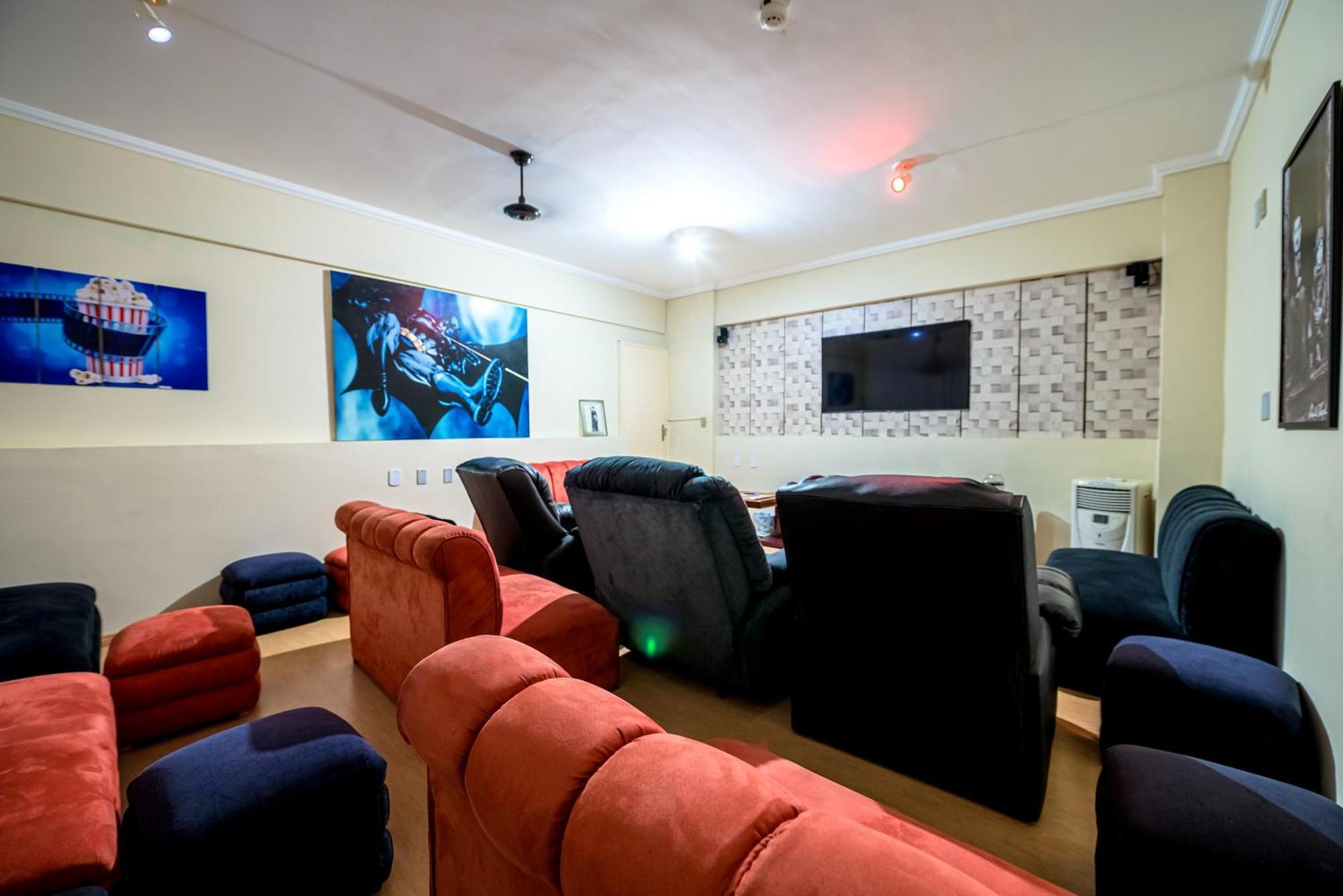 Hotel Rovi Plaza 3*
